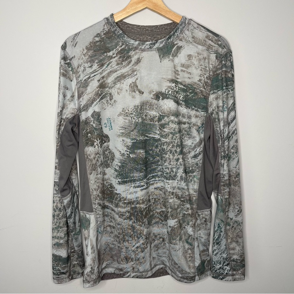 Realtree Fishing Men’s Performance Tee w Aspect Pattern (Small)